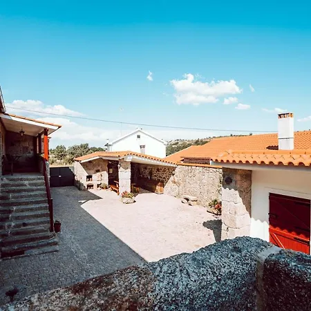 Quinta Do Rio Noemi فندق *